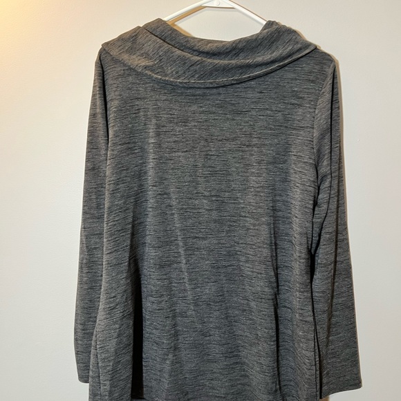 Weekends Sweater - Picture 4 of 5